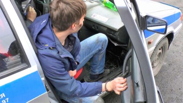 Пьяный мужчина угнал незапертую легковушку в Минеральных Водах